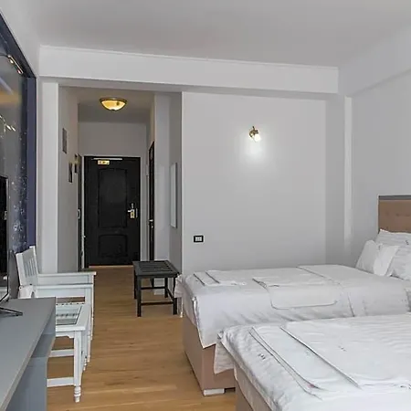 Ambra Boutique & Bistro Hotel