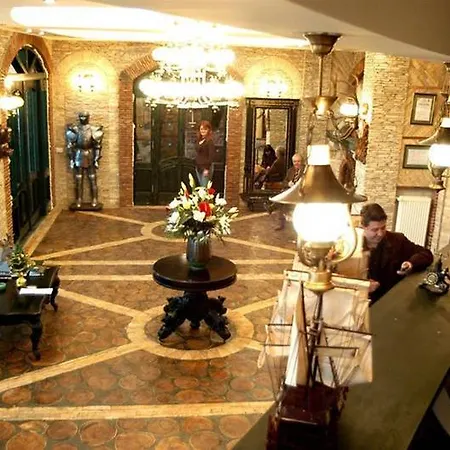Hotel Ambra Boutique & Bistro 4*