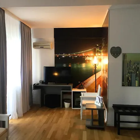 Hotel Ambra Boutique & Bistro